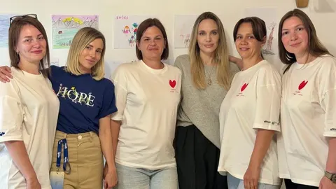 Джолі розповіла про Харків: школи під землею і зустрічі з родинами полонених