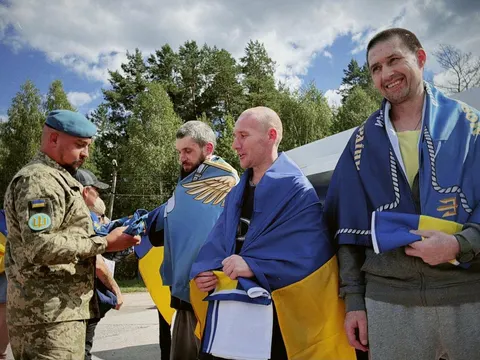 Україна повернула з полону 10 військових, які вважалися зниклими