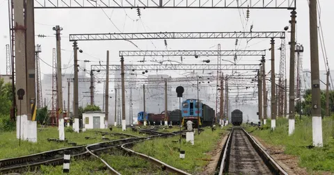 Російський дрон вдарив по залізниці на Полтавщині: що відомо