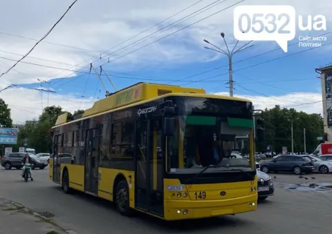 У Полтаві з 25 серпня подорожчає проїзд: нові тарифи в автобусах і тролейбусах