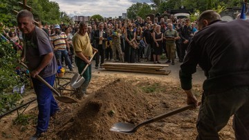 Росія.  ЗМІ: місцевій владі бракує грошей на поховання загиблих воїнів