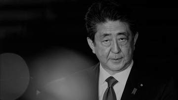 Японія.  Колишній прем'єр-міністр Сіндзо Абе помер
