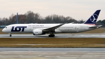 Бійка на борту літака LOT Polish Airlines.  Довелося здійснити аварійну посадку