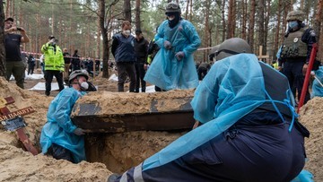 Війна в Україні.  На Ізюмському кладовищі ексгумовано 146 тіл.  Сліди тортур